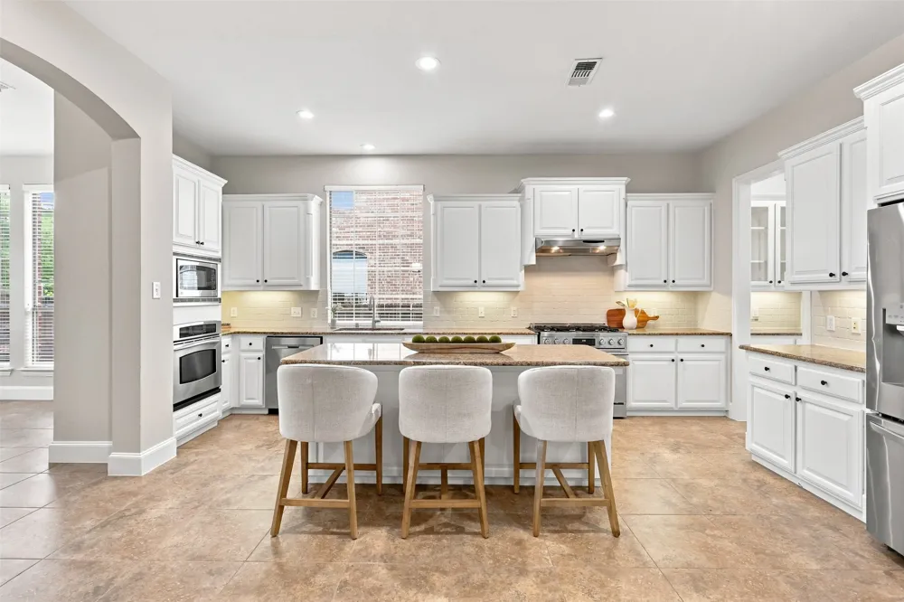 708 Bluffwood Avenue McKinney, TX 75072