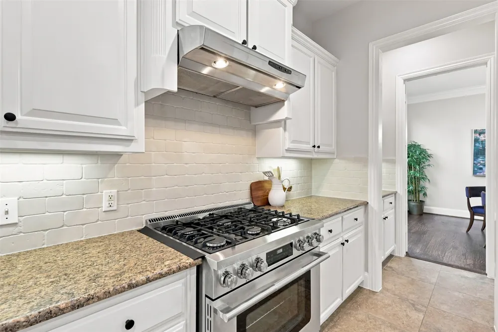 708 Bluffwood Avenue McKinney, TX 75072