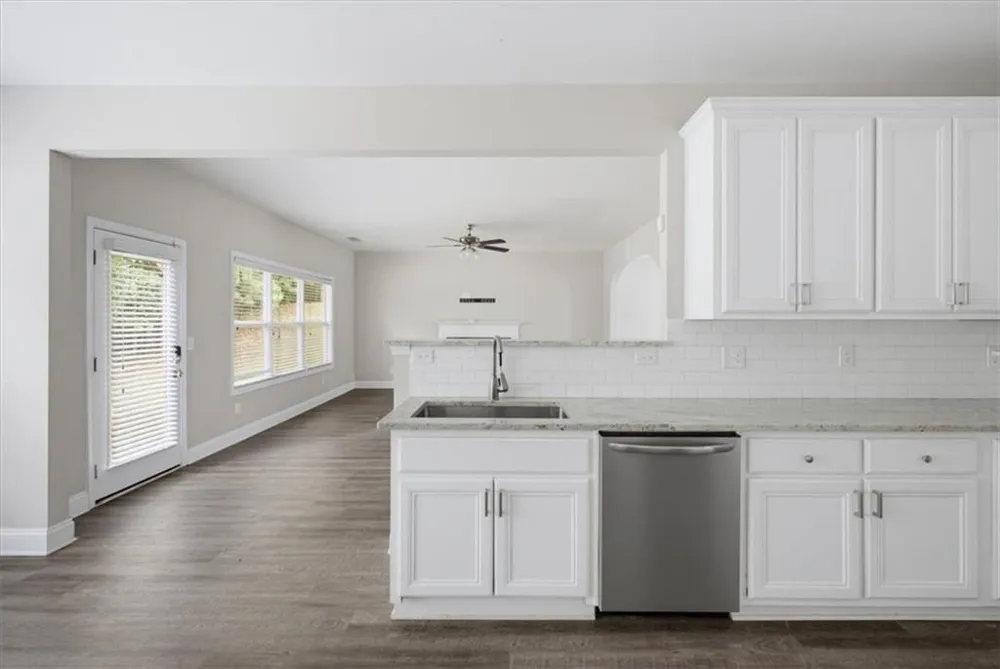 4071 Lucas Lane Ellenwood, GA 30294