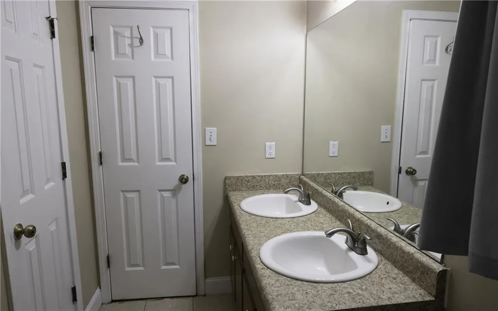 4311 SE Derbyshire Trace SE Conyers, GA 30094