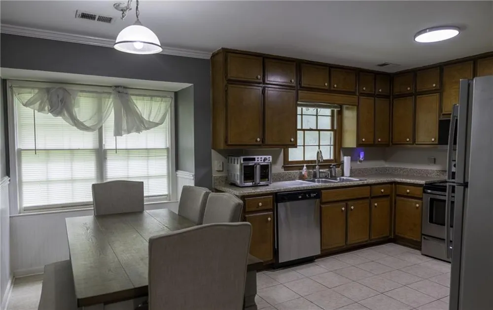 4311 SE Derbyshire Trace SE Conyers, GA 30094
