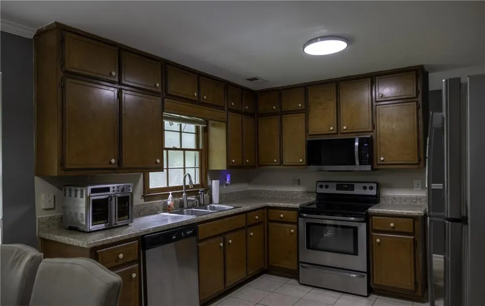 4311 SE Derbyshire Trace SE Conyers, GA 30094