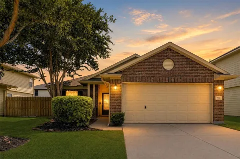7918 Cardinal Landing Lane