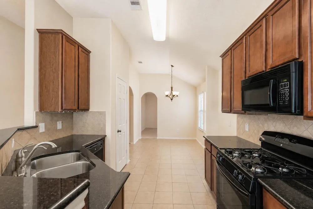 7918 Cardinal Landing Lane Cypress, TX 77433