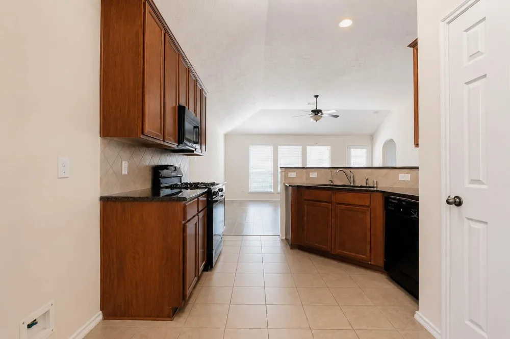 7918 Cardinal Landing Lane Cypress, TX 77433