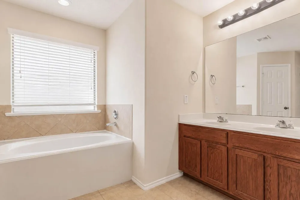 7918 Cardinal Landing Lane Cypress, TX 77433