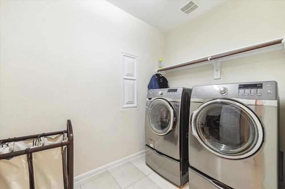 6015 Turner Shadow Lane Sugar Land, TX 77479