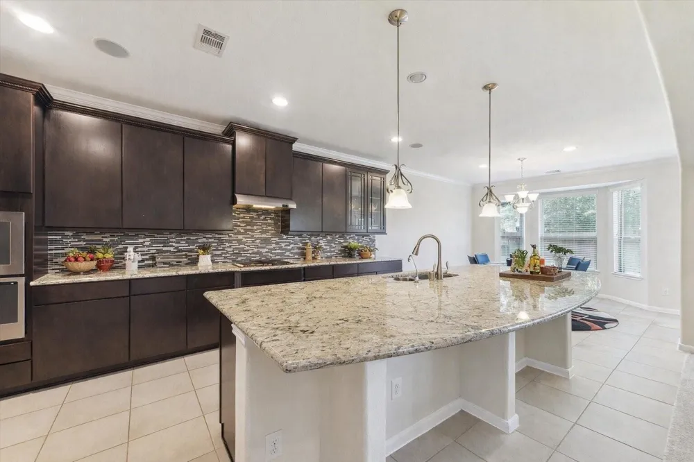 6015 Turner Shadow Lane Sugar Land, TX 77479