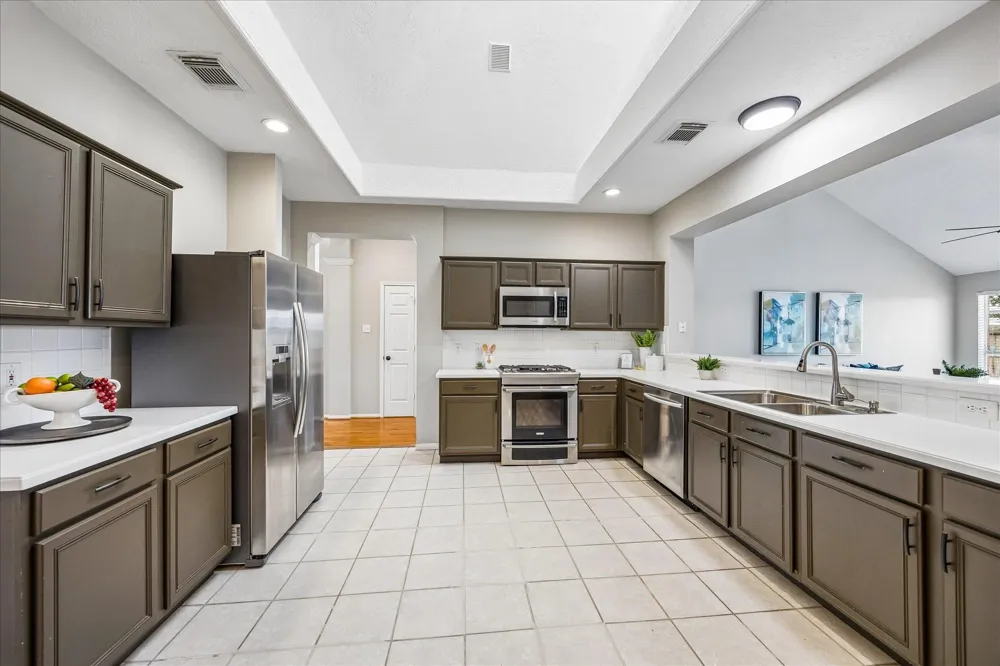 4135 Nolan Place Pearland, TX 77584