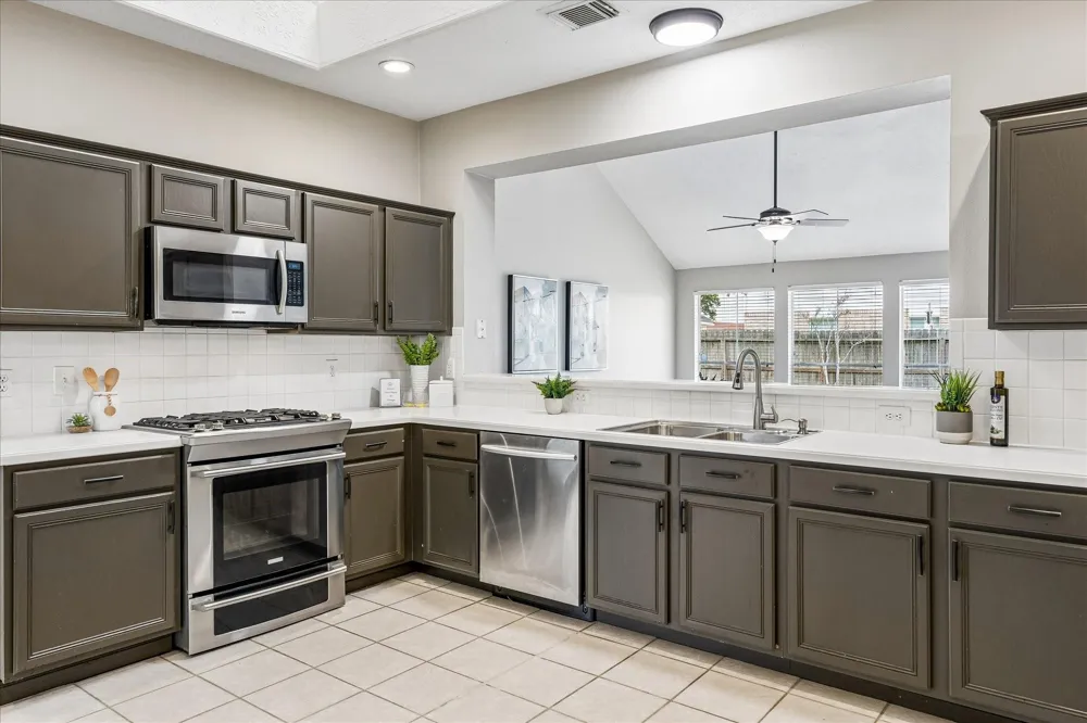 4135 Nolan Place Pearland, TX 77584