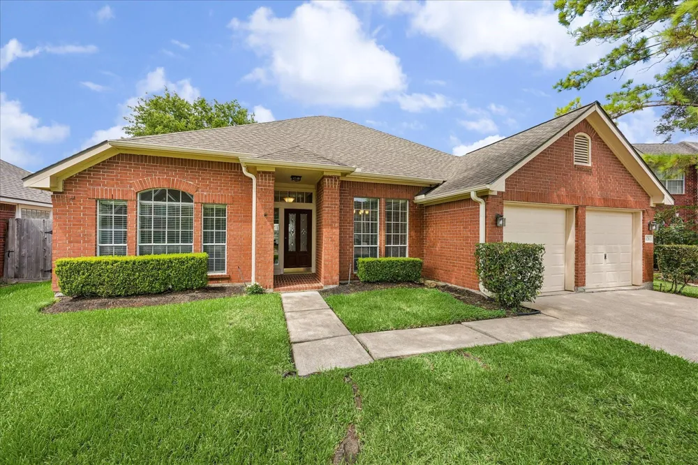 4135 Nolan Place Pearland, TX 77584