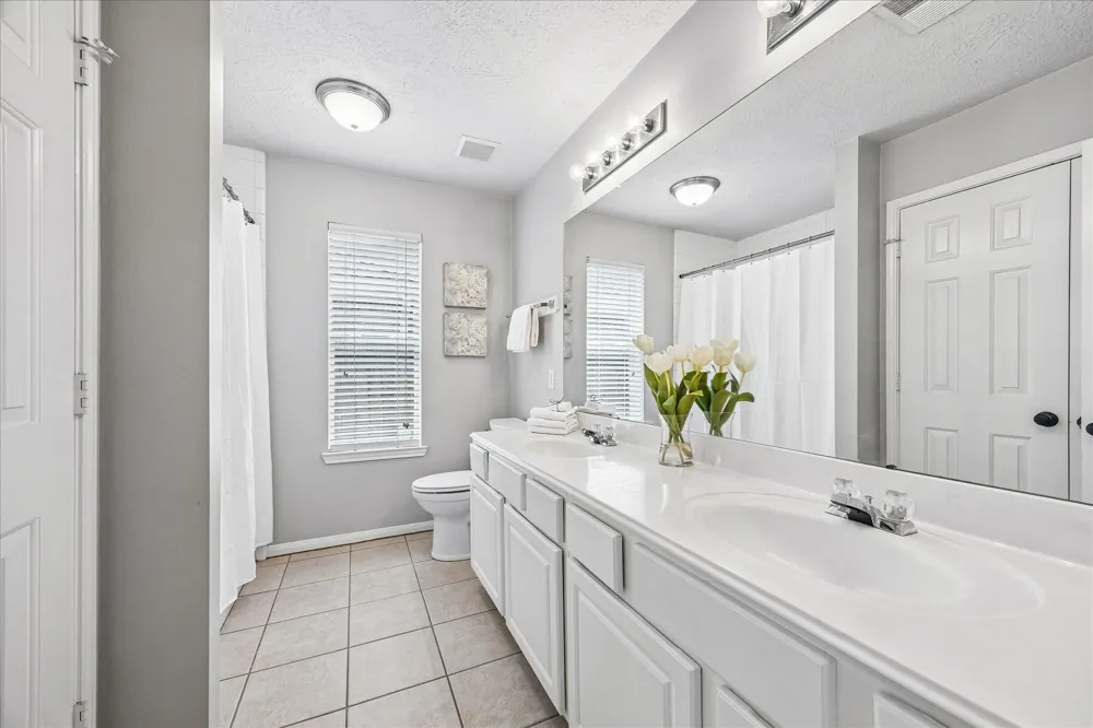 4135 Nolan Place Pearland, TX 77584