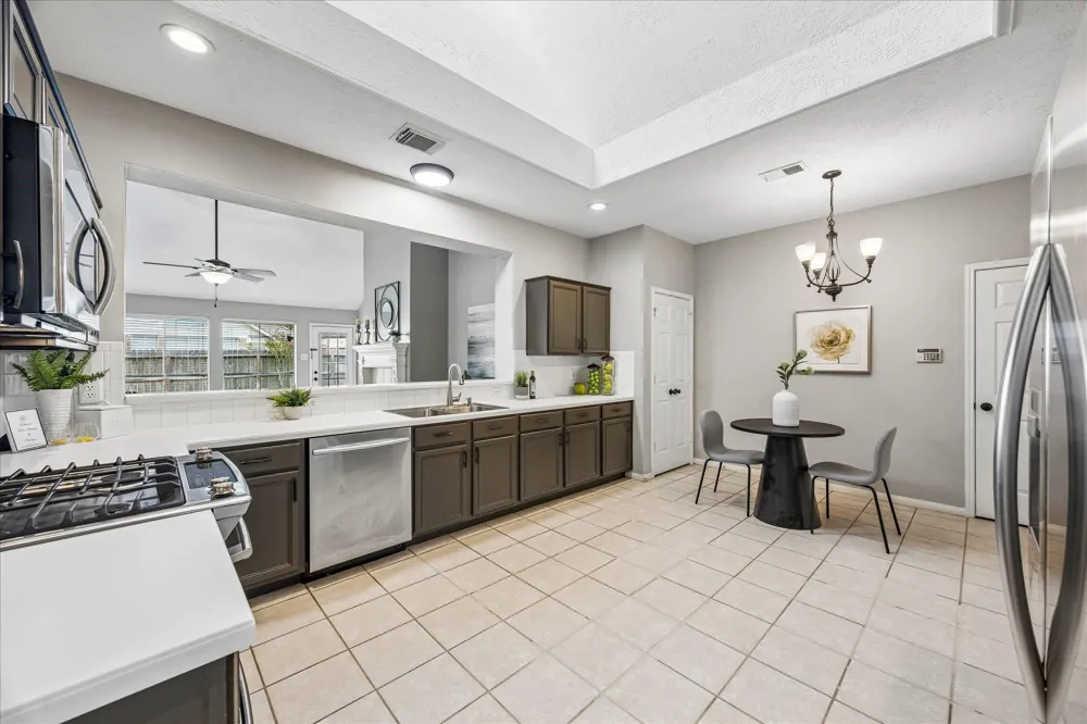 4135 Nolan Place Pearland, TX 77584