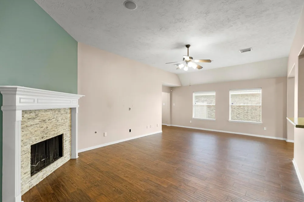 3403 Cypress Village Drive Pearland, TX 77584