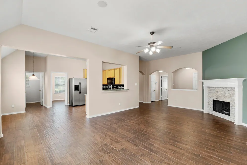 3403 Cypress Village Drive Pearland, TX 77584