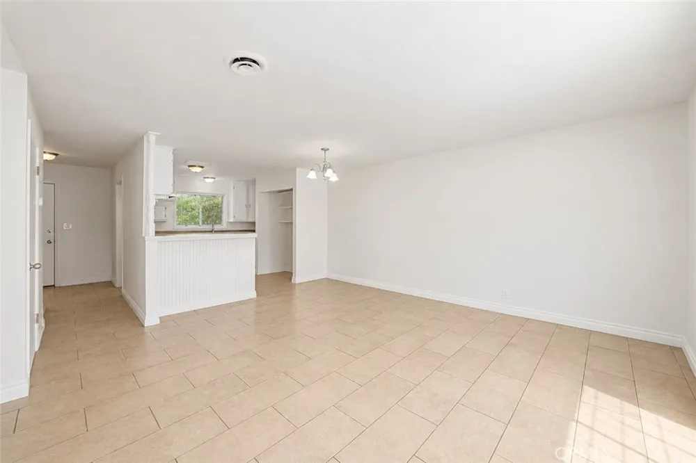 441 Rockvale Azusa, CA 91702