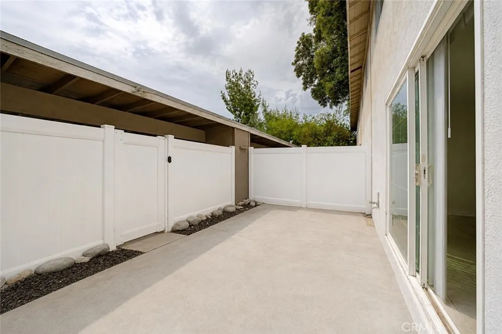 441 Rockvale Azusa, CA 91702