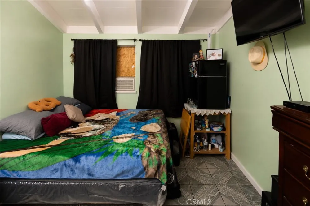 8409 Flallon Whittier, CA 90606