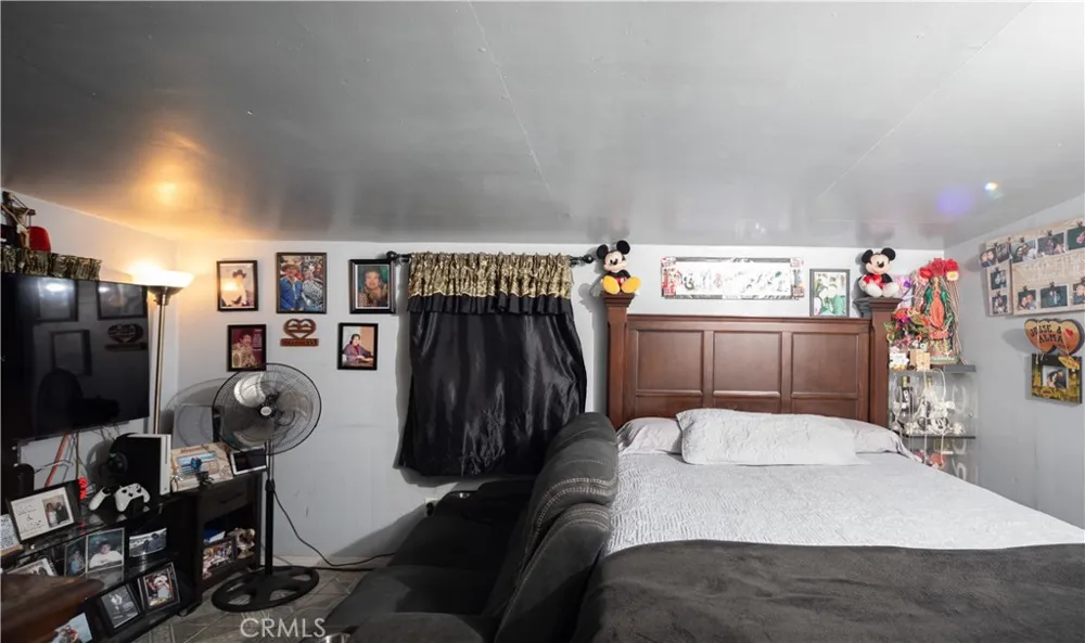 8409 Flallon Whittier, CA 90606