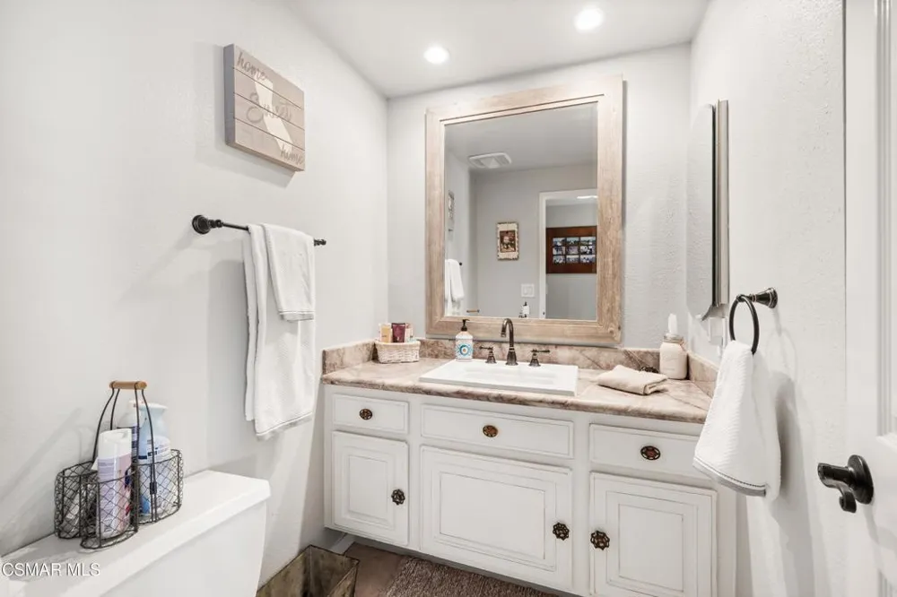 2827 Tiffaney Lane Simi Valley, CA 93063
