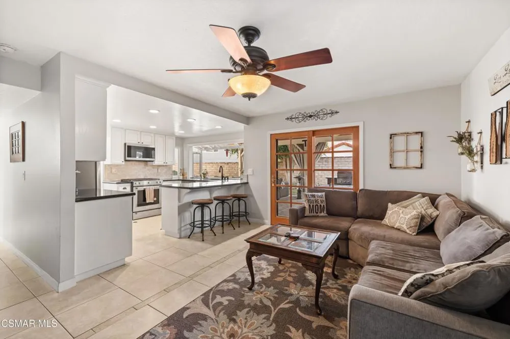 2827 Tiffaney Lane Simi Valley, CA 93063