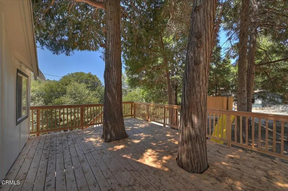 196 Balsam Dr Cedar Glen, CA 92321
