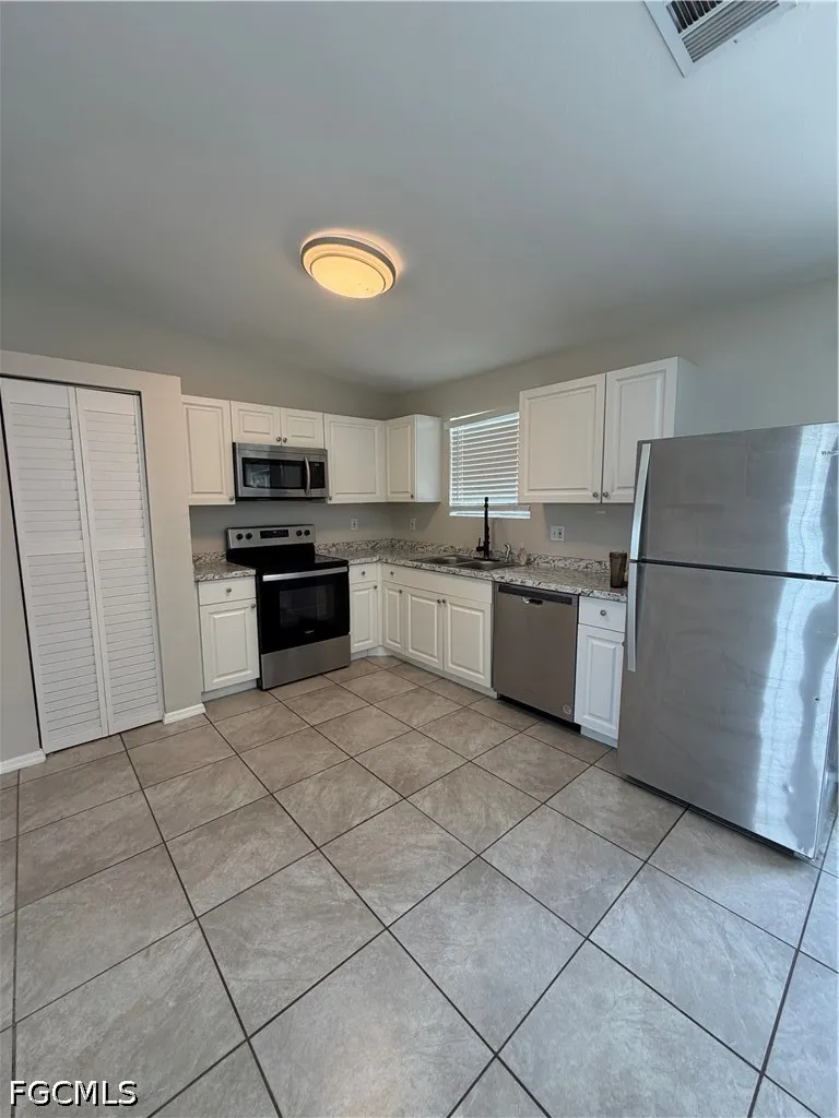 NE 10th Place Cape Coral, FL 33909