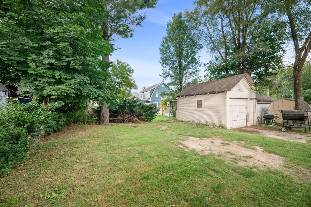 1005 Adams Street SE Grand Rapids, MI 49507