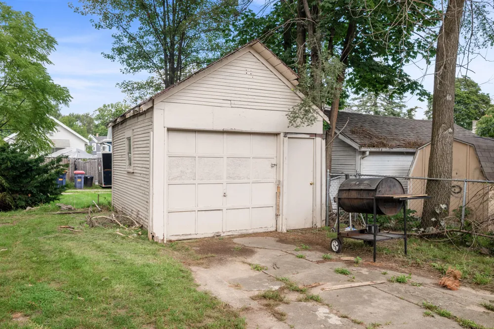 1005 Adams Street SE Grand Rapids, MI 49507