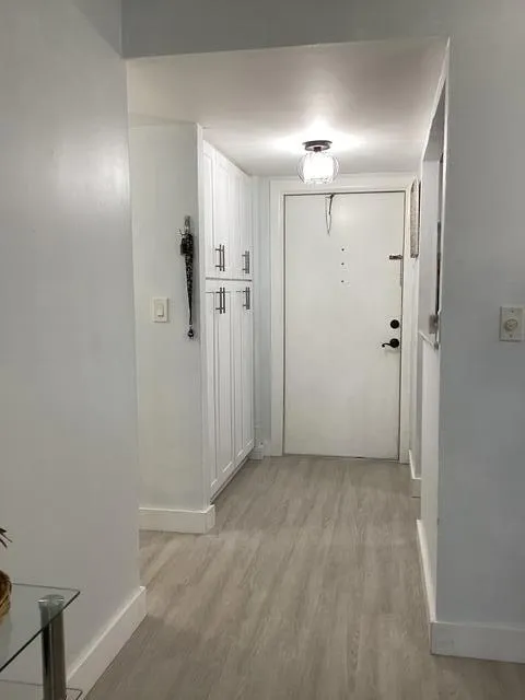 8300 SUNRISE LAKES BOULEVARD #206 Sunrise, FL 33322