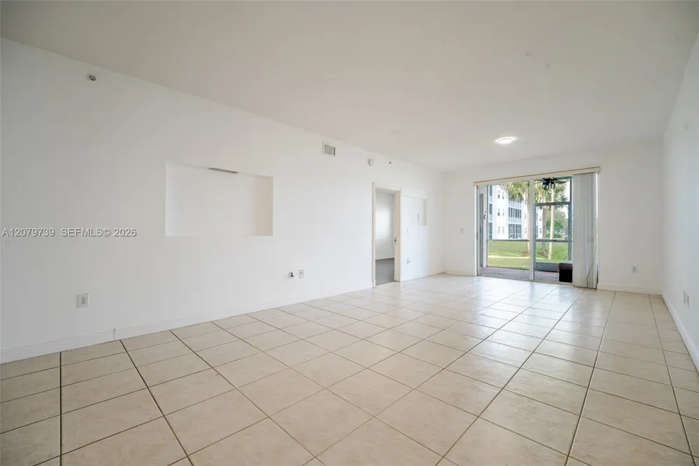 10750 NW 66th St #102 Doral, FL 33178