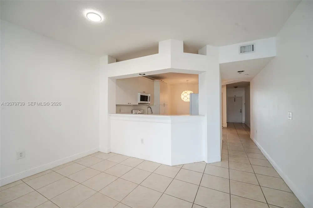 10750 NW 66th St #102 Doral, FL 33178