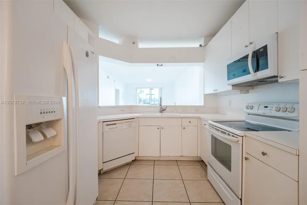 10750 NW 66th St #102 Doral, FL 33178