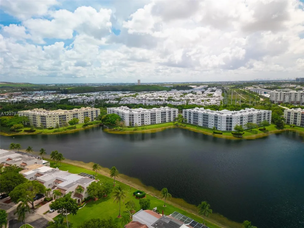 10750 NW 66th St #102 Doral, FL 33178
