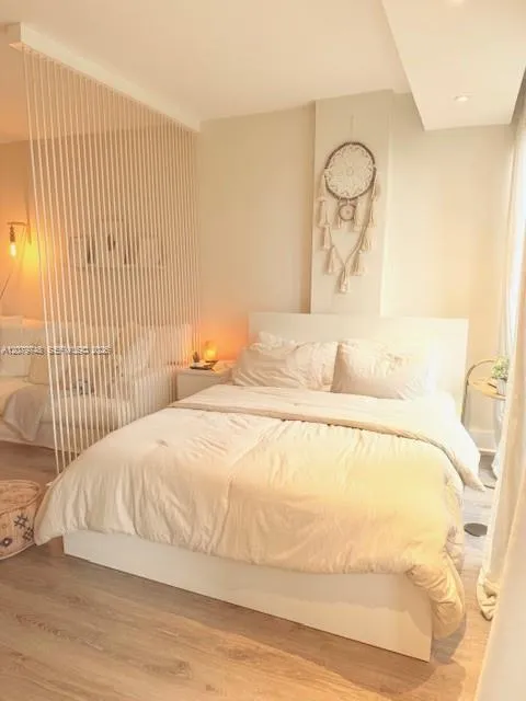 10275 Collins Ave #303 Bal Harbour, FL 33154