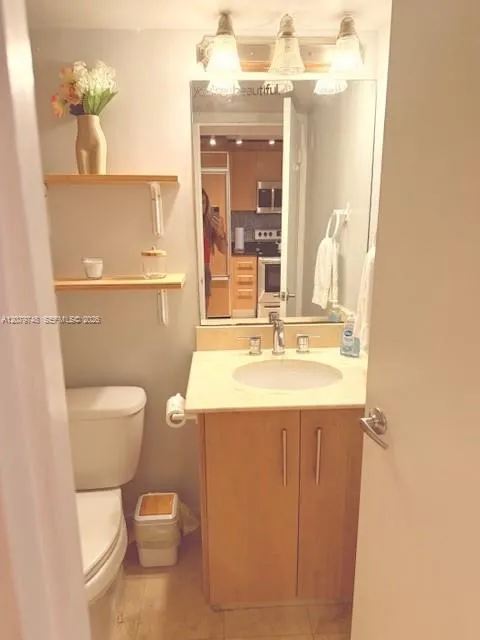 10275 Collins Ave #303 Bal Harbour, FL 33154