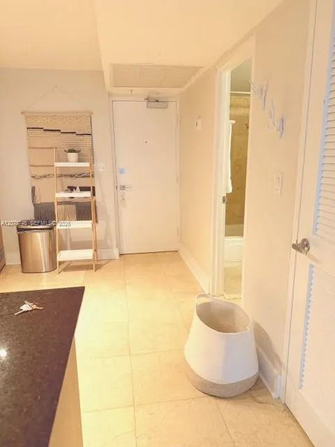 10275 Collins Ave #303 Bal Harbour, FL 33154