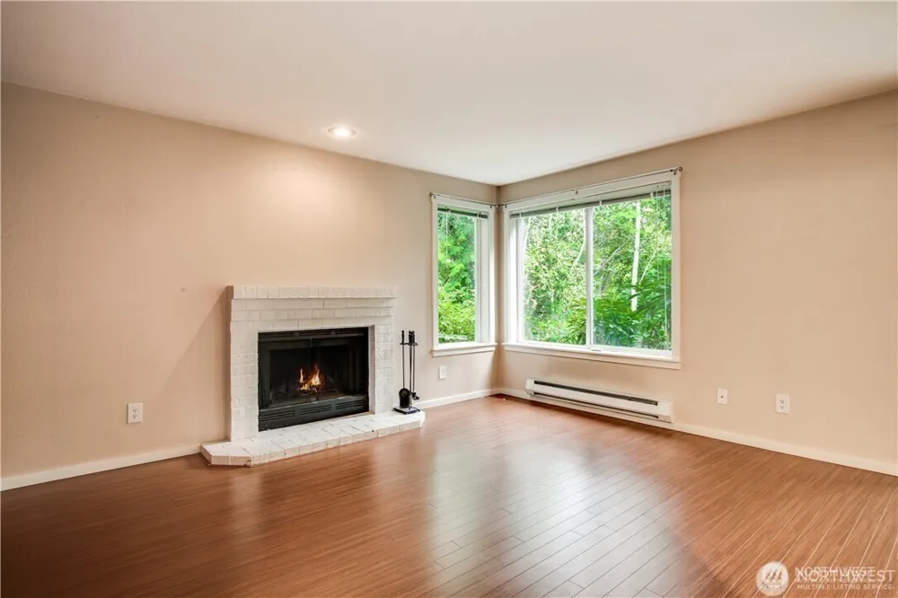 11313 NE 128th Street #101 Kirkland, WA 98034