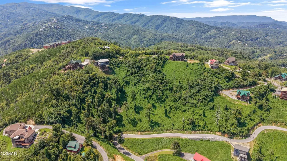 616 Kings Way Gatlinburg, TN 37738