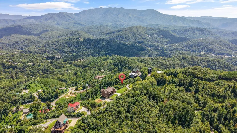 616 Kings Way Gatlinburg, TN 37738