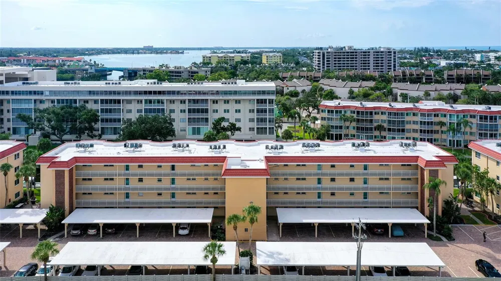 1300 PORTOFINO DRIVE #103 Sarasota, FL 34242