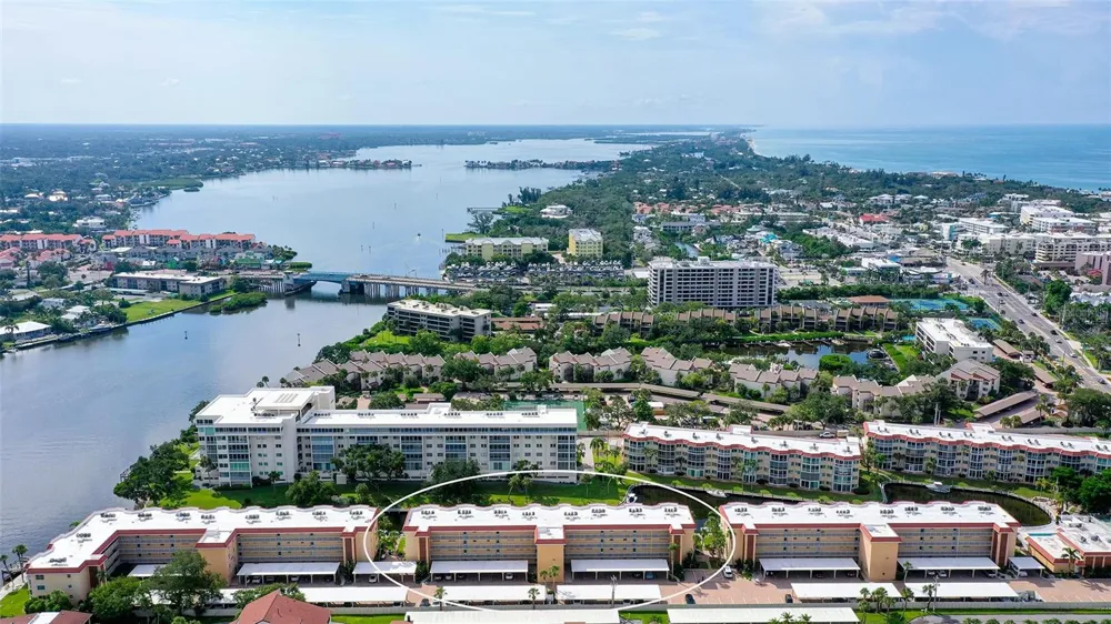 1300 PORTOFINO DRIVE #103 Sarasota, FL 34242