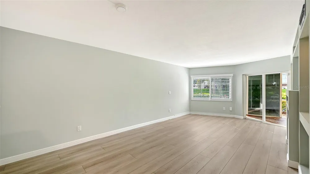 1300 PORTOFINO DRIVE #103 Sarasota, FL 34242