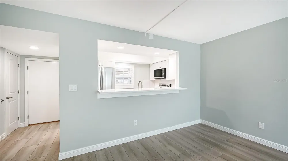 1300 PORTOFINO DRIVE #103 Sarasota, FL 34242