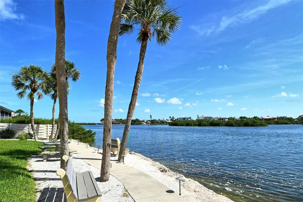 1300 PORTOFINO DRIVE #103 Sarasota, FL 34242