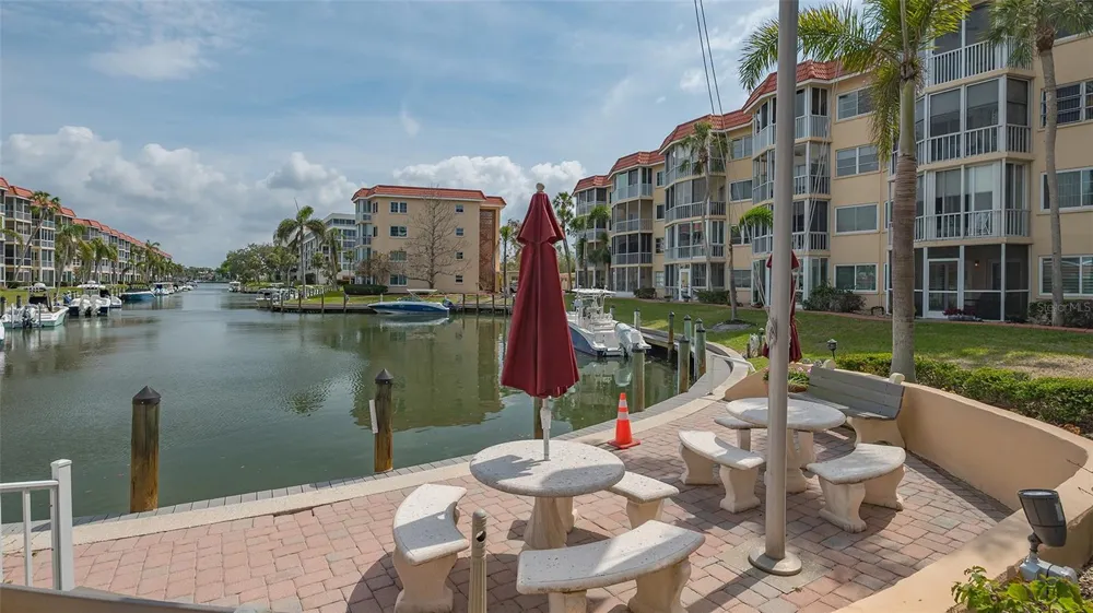 1300 PORTOFINO DRIVE #103 Sarasota, FL 34242