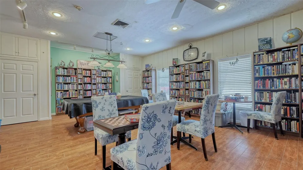 1300 PORTOFINO DRIVE #103 Sarasota, FL 34242