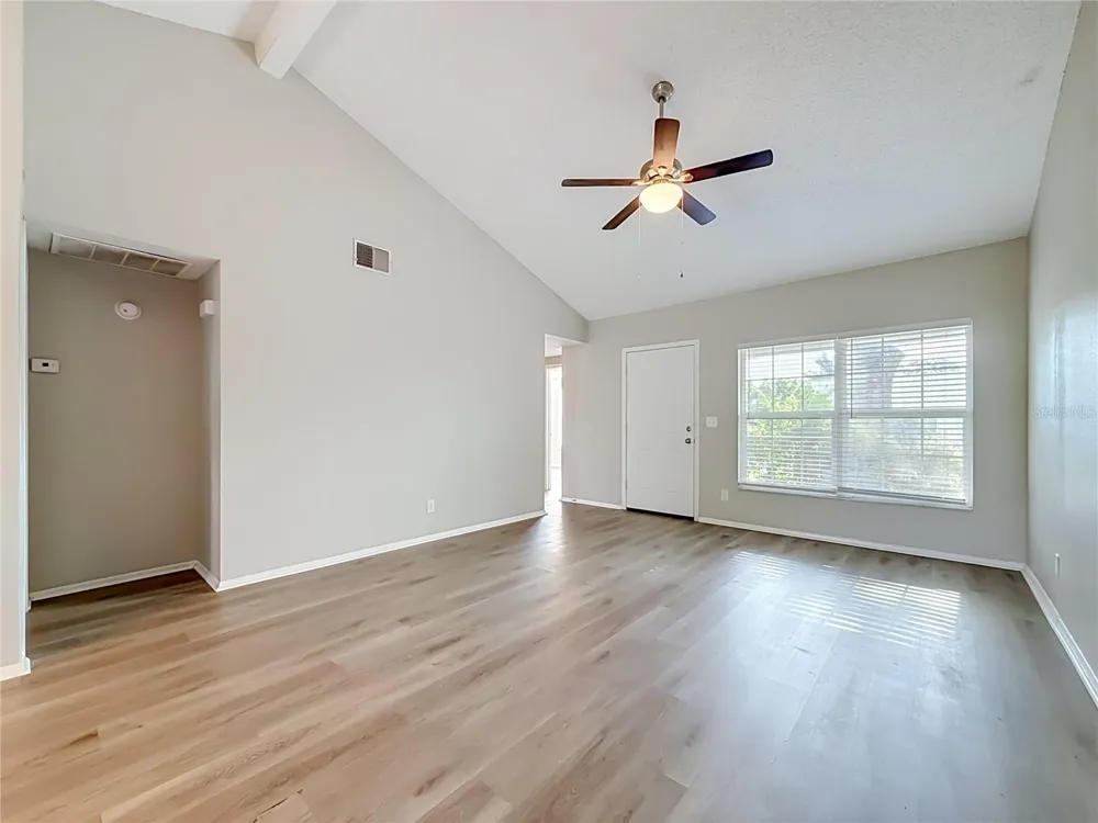 7606 WOODLAND OAKS COURT Tampa, FL 33615
