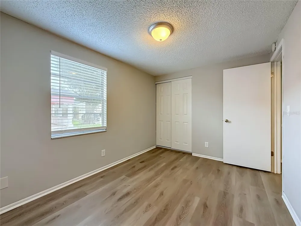 7606 WOODLAND OAKS COURT Tampa, FL 33615