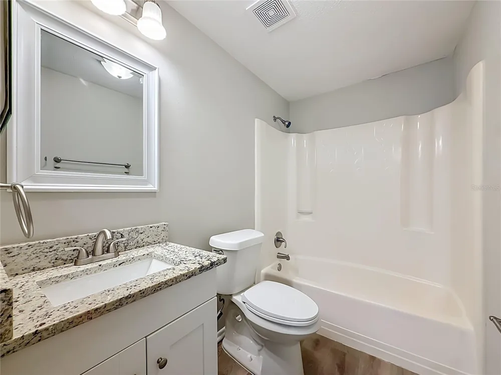 7606 WOODLAND OAKS COURT Tampa, FL 33615